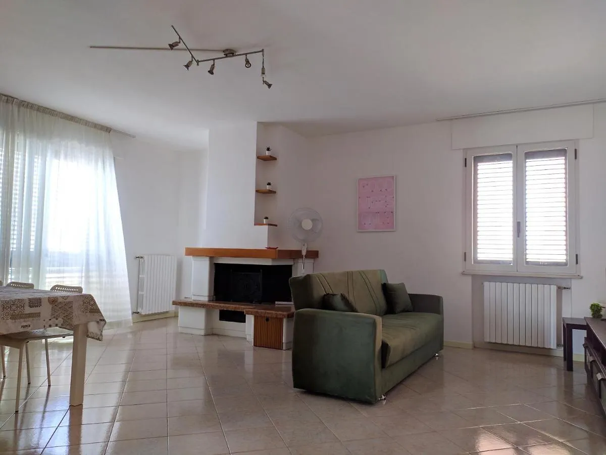 Residenza Silvestro A 2 Minuti Dalla Fiera E Dal Mare! location