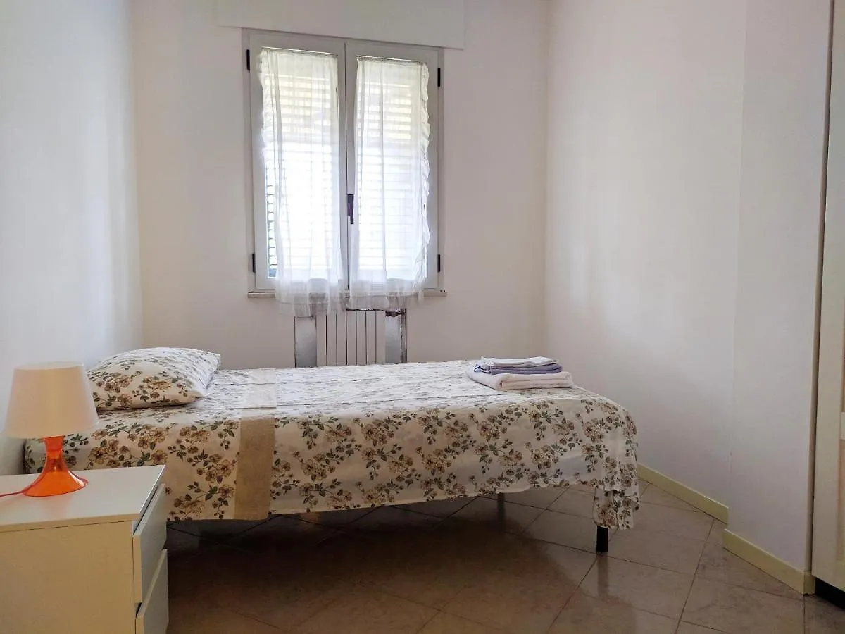 Residenza Silvestro A 2 Minuti Dalla Fiera E Dal Mare! Rimini 0*,  Italy
